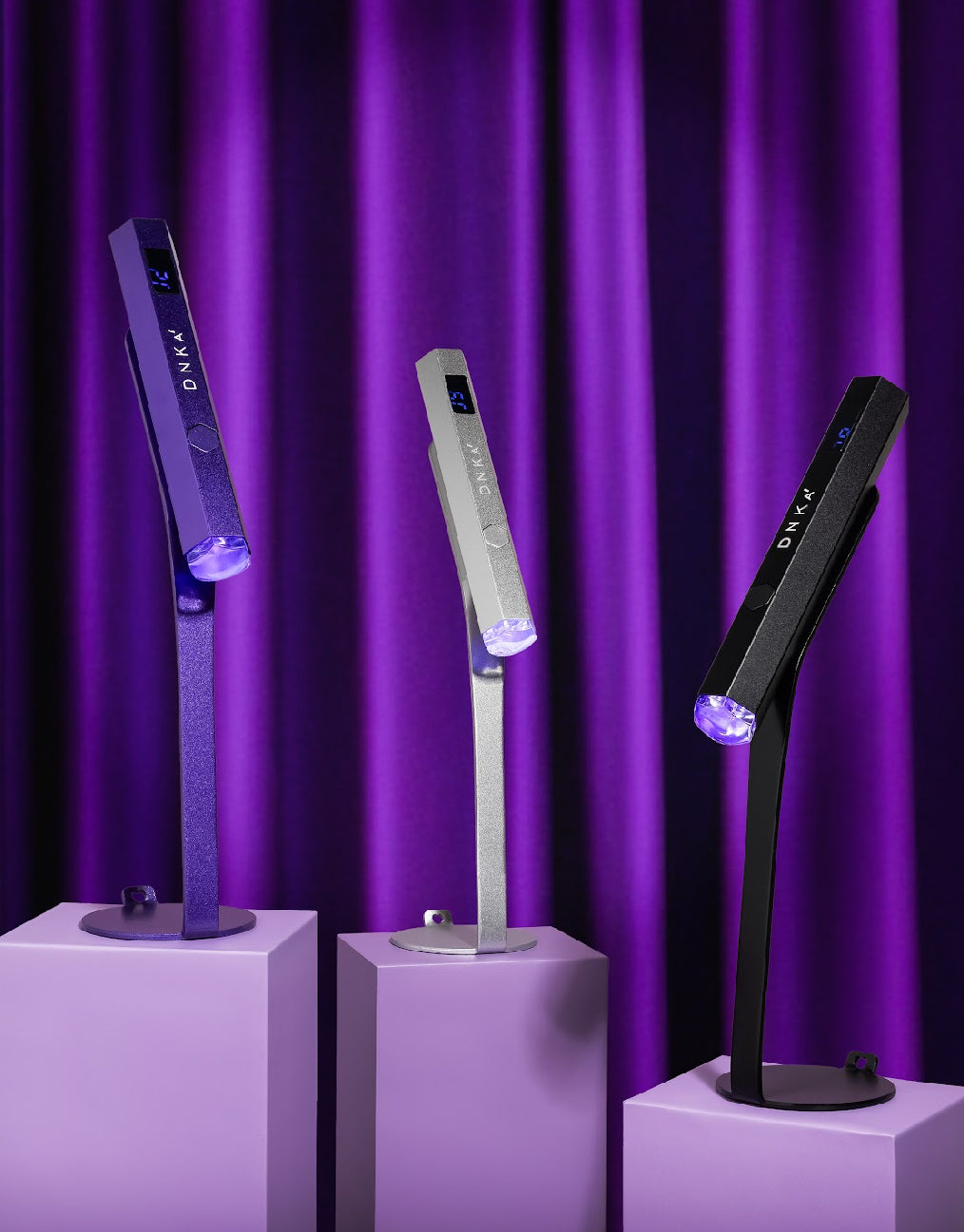 LED/UV Lampe LUMOS von DNKa schwarz